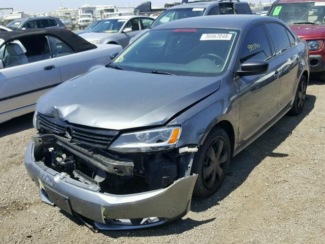 3VW2K7AJ5EM243274 - 2014 VOLKSWAGEN JETTA BASE 灰色 照片 2