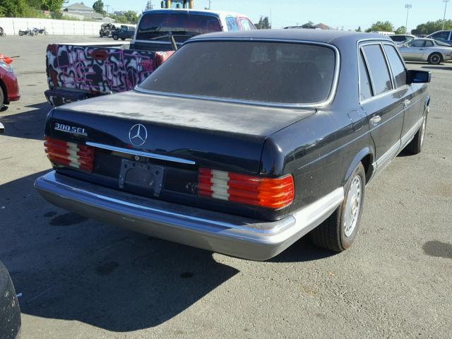 WDBCA25DXMA559796 - 1991 MERCEDES-BENZ 300 SEL BLACK photo 4