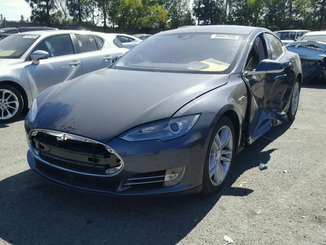 5YJSA1E27GF127054 - 2016 TESLA MODEL S CHARCOAL photo 2