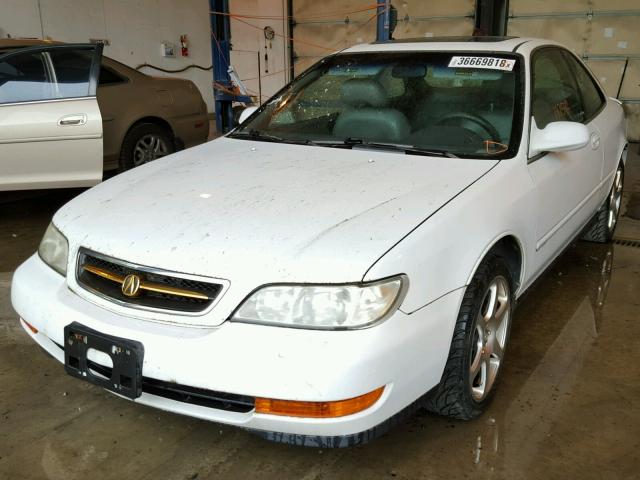 19UYA2254VL010140 - 1997 ACURA 3.0CL WHITE photo 2