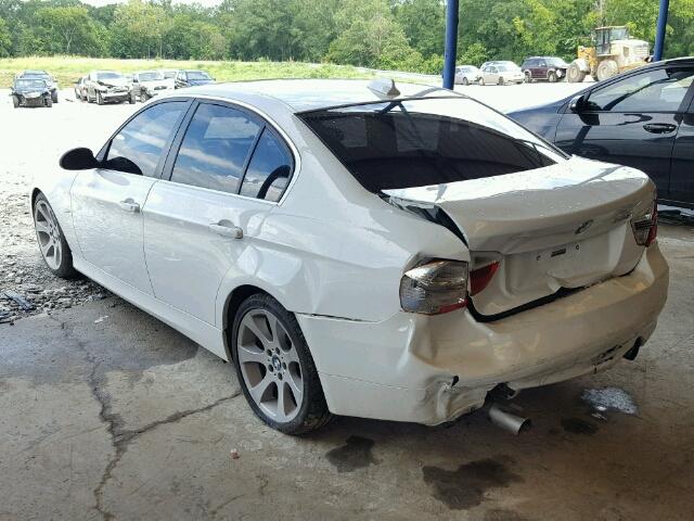 WBAVB77568NH79672 - 2008 BMW 335 I WHITE photo 3