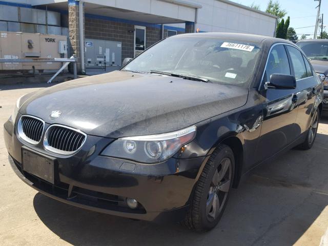 WBANF33536CS38037 - 2006 BMW 525 XI BLACK photo 2