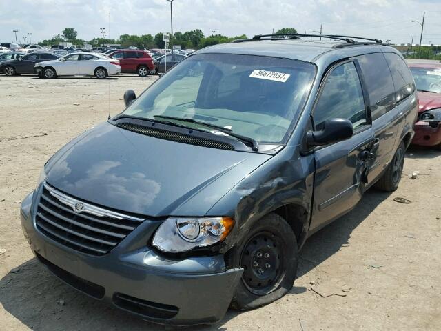 2A4GP44R56R768818 - 2006 CHRYSLER TOWN & COU GREEN photo 2