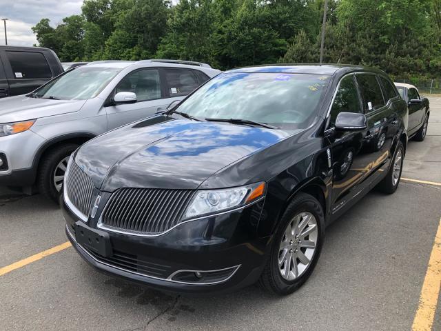 2LMHJ5NK3FBL01215 - 2015 LINCOLN MKT BLACK photo 2