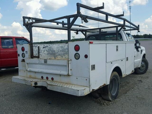 1FDWF36RX8EB20821 - 2008 FORD F350 SUPER WHITE photo 4