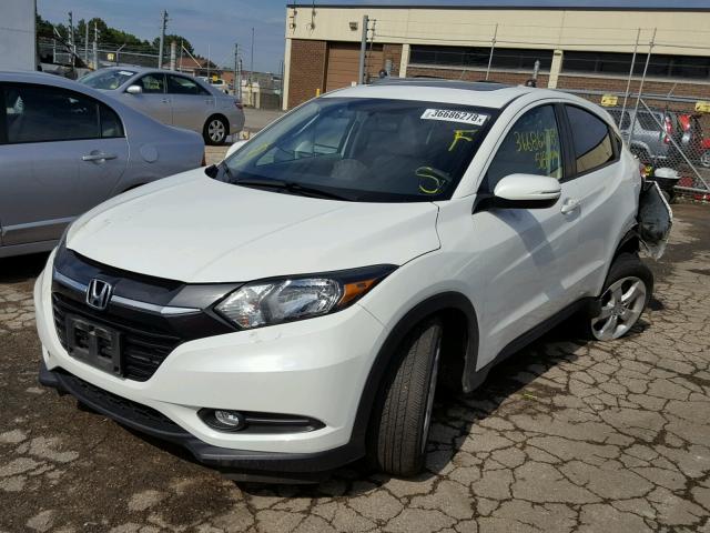 3CZRU6H53GM753103 - 2016 HONDA HR-V EX WHITE photo 2