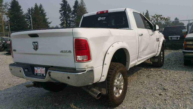 3C63R3EL0EG181263 - 2014 RAM RAM TRUCK WHITE photo 4