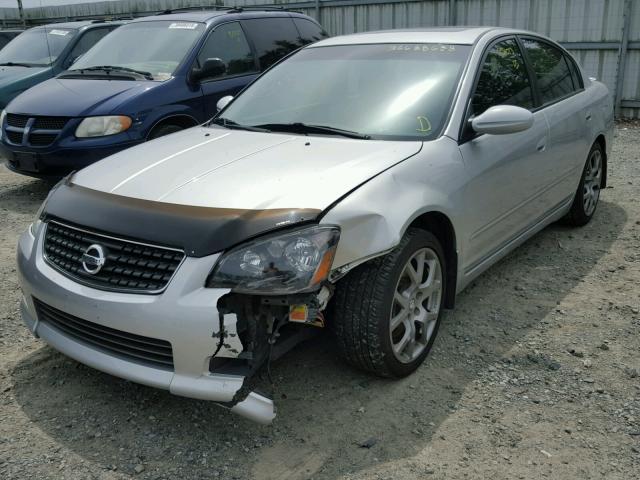 1N4BL11E65C319401 - 2005 NISSAN ALTIMA SE SILVER photo 2