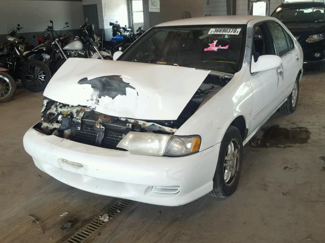 1N4AB41D0XC734675 - 1999 NISSAN SENTRA BAS WHITE photo 2