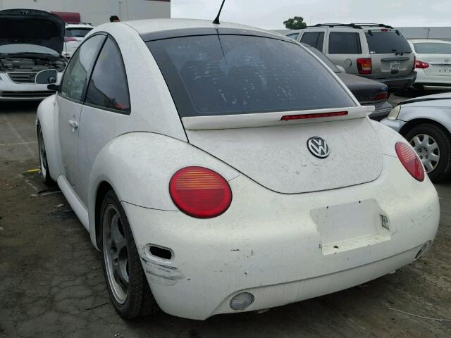 3VWCD21C8YM454721 - 2000 VOLKSWAGEN NEW BEETLE 白色 照片 3