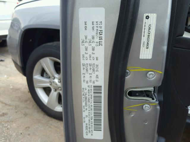 1C4NJCBB6GD546839 - 2016 JEEP COMPASS SP SILVER photo 10