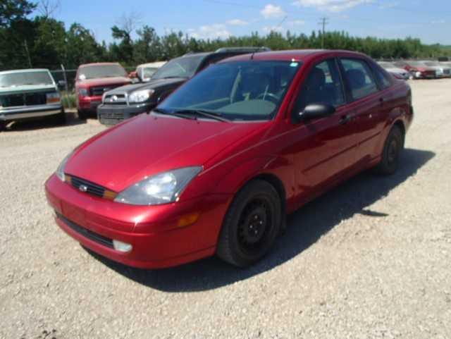 1FAFP34333W230280 - 2003 FORD FOCUS SE C RED photo 2