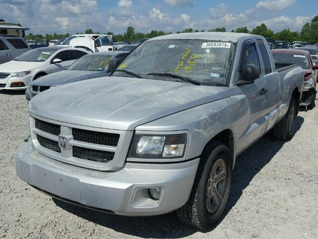 1D7CE3BK5AS194597 - 2010 DODGE DAKOTA SXT SILVER photo 2