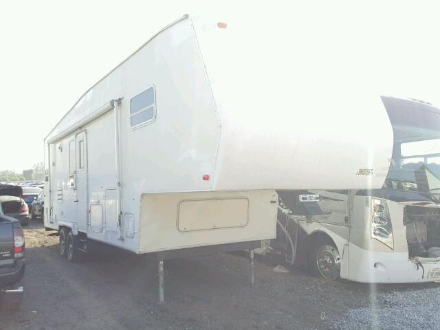 4X4FWDF23YC033930 - 2001 WILD TRAILER WHITE photo 1