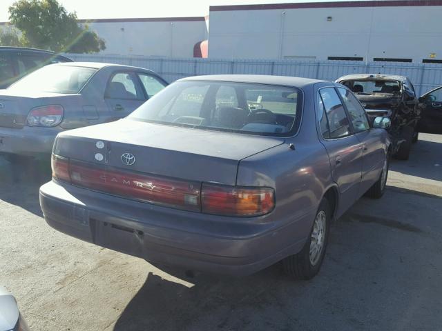4T1SK13EXRU381194 - 1994 TOYOTA CAMRY XLE GRAY photo 4