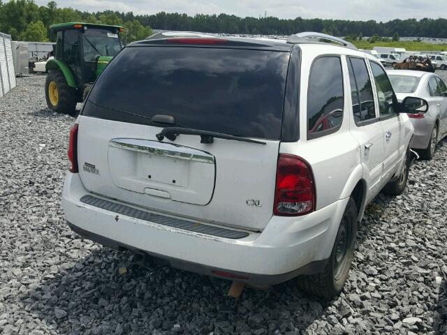 5GADT13S462158335 - 2006 BUICK RAINIER CX WHITE photo 4