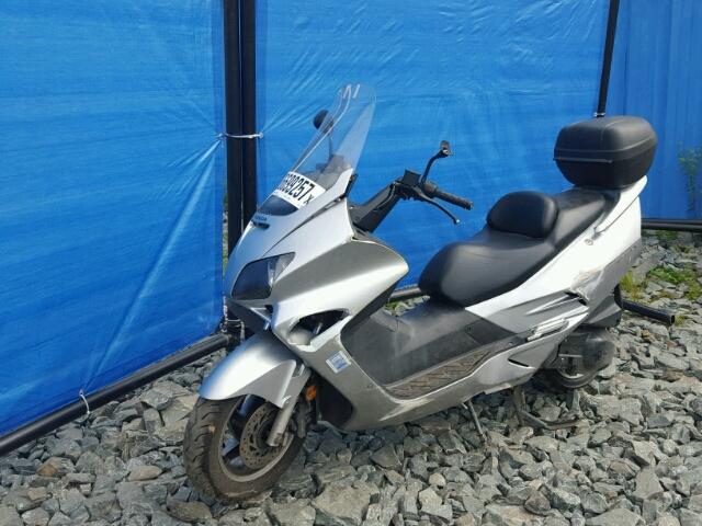 JH2MF06557K100099 - 2007 HONDA NSS250 A SILVER photo 2