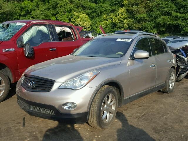 JNKAJ09E88M301117 - 2008 INFINITI EX35 BASE GOLD photo 2