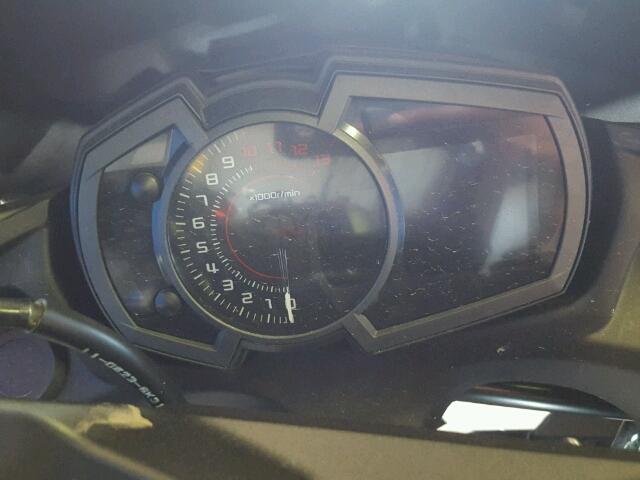 JKAEXEJ10HDA00281 - 2017 KAWASAKI EX650 J შავი ფოტო 8