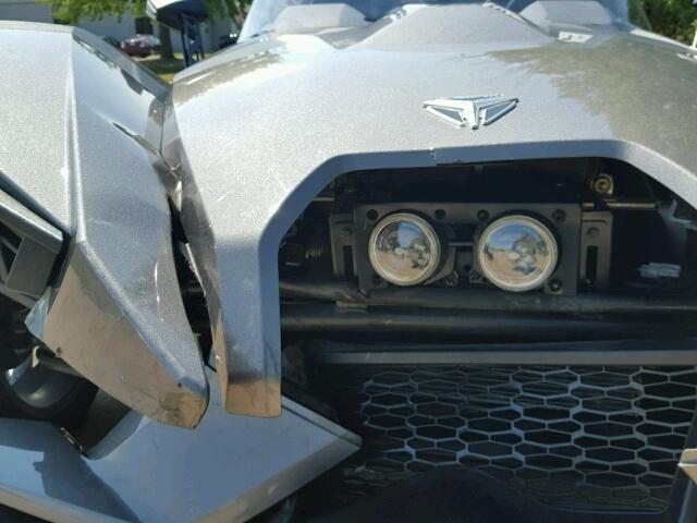 57XAASFA9F5101392 - 2015 POLARIS SLINGSHOT GRAY photo 11