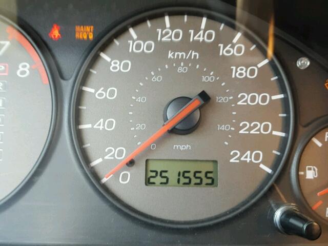 2HHES36882H005652 - 2002 ACURA 1.7EL PREM SILVER photo 8