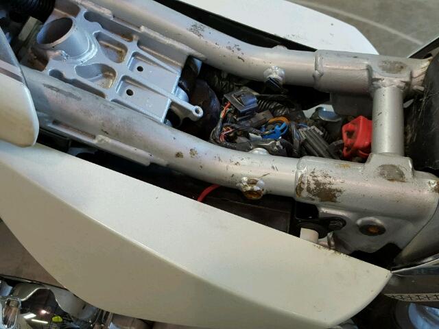 5VPCB16D843004066 - 2004 VICTORY MOTORCYCLES KINGPIN ორფეროვანი ფოტო 19