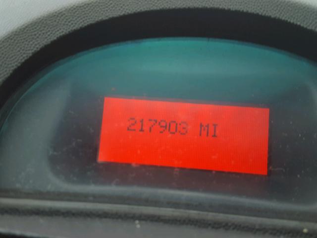 2G2WP552161156689 - 2006 PONTIAC GRAND PRIX SILVER photo 8