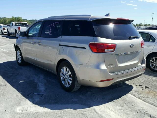 KNDMB5C1XG6175845 - 2016 KIA SEDONA LX TAN photo 3