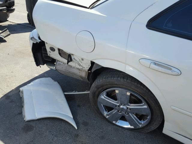 1LNHM87A86Y637664 - 2006 LINCOLN LS WHITE photo 9