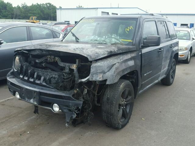 1C4NJRFB2CD689441 - 2012 JEEP PATRIOT BLACK photo 2