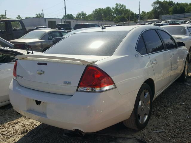 2G1WD58C789181392 - 2008 CHEVROLET IMPALA SUP WHITE photo 4