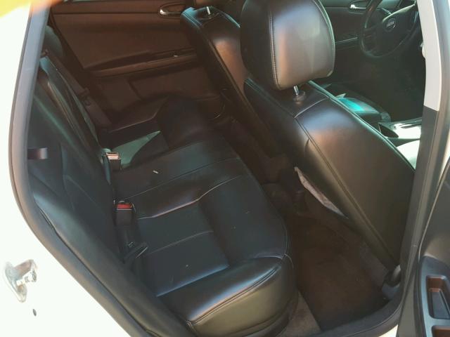 2G1WD58C789181392 - 2008 CHEVROLET IMPALA SUP 白色 照片 6