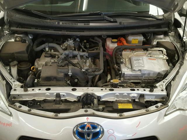 JTDKDTB32C1009013 - 2012 TOYOTA PRIUS C SILVER photo 7