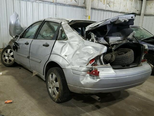 1FAFP38391W199480 - 2001 FORD FOCUS ZTS SILVER photo 3