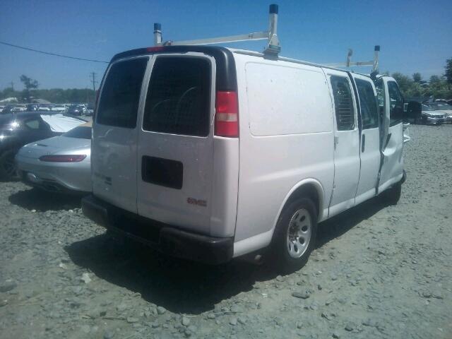 1GTS7AFX7C1169106 - 2012 GMC SAVANA G15 WHITE photo 4