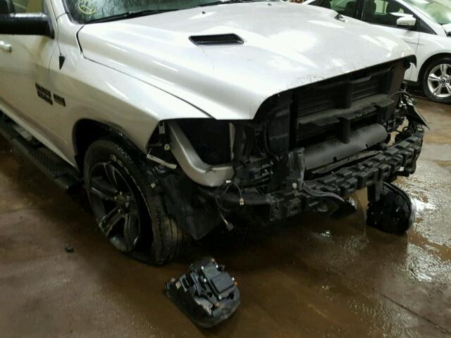 1C6RR7MT9HS788973 - 2017 RAM 1500 SPORT SILVER photo 9