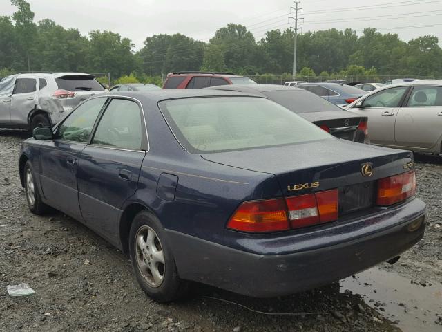 JT8BF28G6W5013804 - 1998 LEXUS ES 300 BLUE photo 3