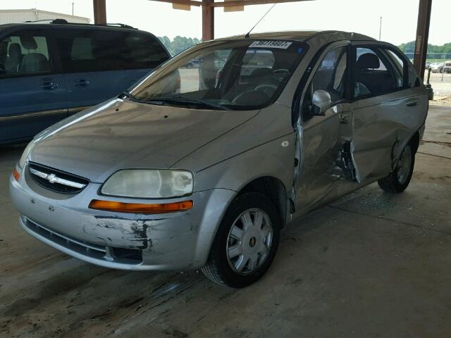 KL1TG52625B436083 - 2005 CHEVROLET AVEO LT SILVER photo 2