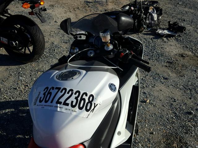 JYARJ16E49A017027 - 2009 YAMAHA YZFR6 WHITE photo 5