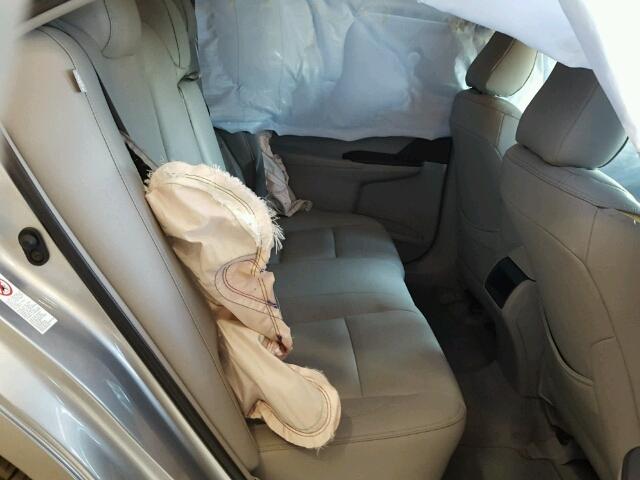 4T4BF1FK3GR568575 - 2016 TOYOTA CAMRY LE 银色 照片 6