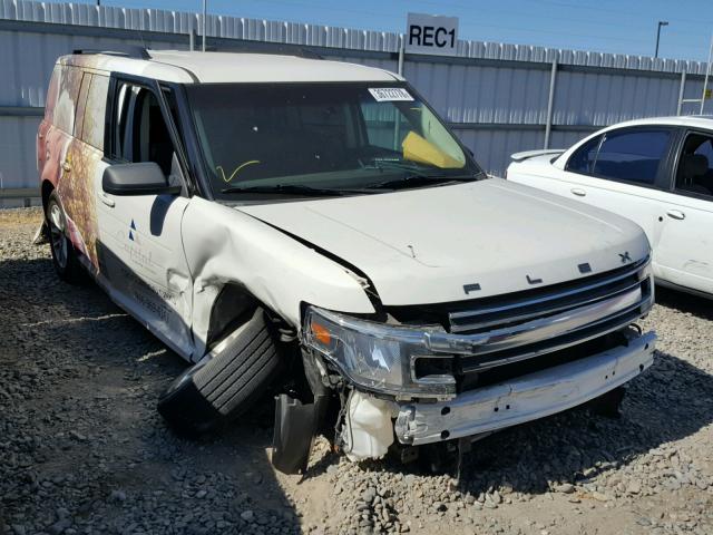 2FMGK5B86EBD15122 - 2014 FORD FLEX SE WHITE photo 1