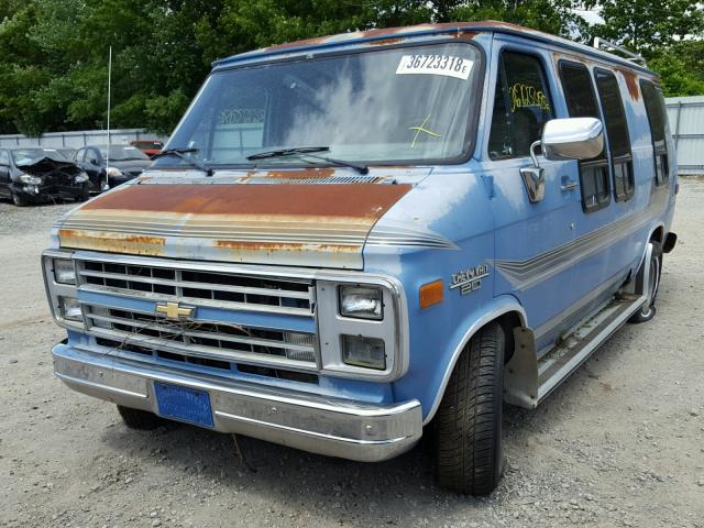 1GBEG25H0F7182590 - 1985 CHEVROLET G20 BLUE photo 2