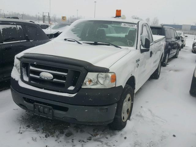 1FTRF12W57KC18110 - 2007 FORD F150 WHITE photo 2