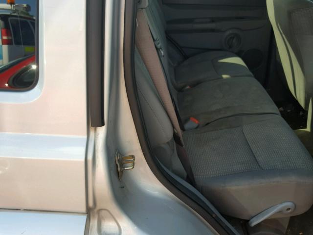 1J8HG48K56C244206 - 2006 JEEP COMMANDER ვერცხლისფერი ფოტო 6