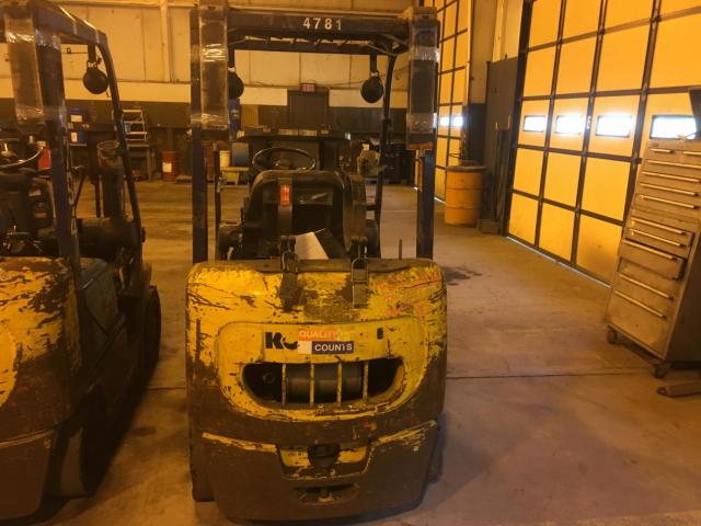 561412A - 2002 KMTS FORKLIFT YELLOW photo 3