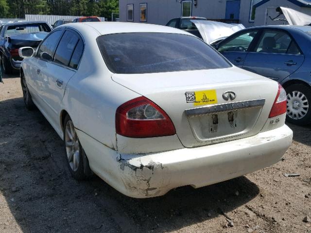 JNKBF01A02M000735 - 2002 INFINITI Q45 WHITE photo 3