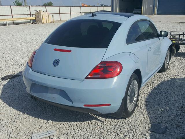 3VWJ07AT9FM643407 - 2015 VOLKSWAGEN BEETLE 1.8 BLUE photo 4