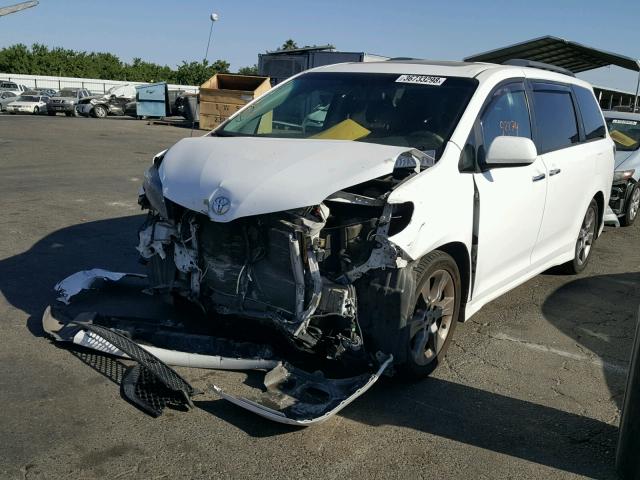 5TDXK3DC4ES476917 - 2014 TOYOTA SIENNA SPO WHITE photo 2