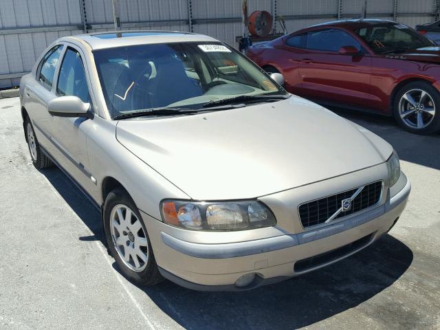 YV1RS61R212038119 - 2001 VOLVO S60 GOLD photo 1