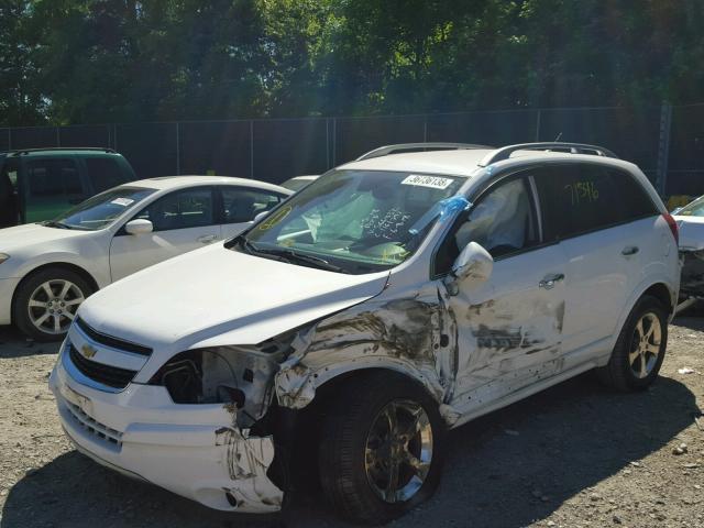 3GNAL3EK5DS566832 - 2013 CHEVROLET CAPTIVA LT WHITE photo 2